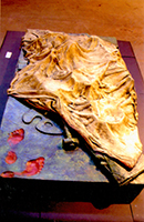  Studio <br/>Size: 60"*26"*13" <br/>Medium: Glass-Fibre